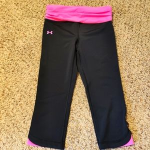 Under Armour Heat Gear Capri Pants.